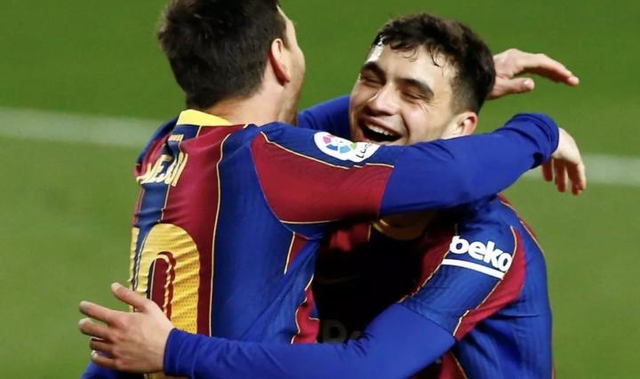  佩德里回首巴萨初体验，意外惊喜来得如此迅猛。 体育新闻 佩德里回首巴萨初体验，意外惊喜来得如此迅猛。 体育新闻