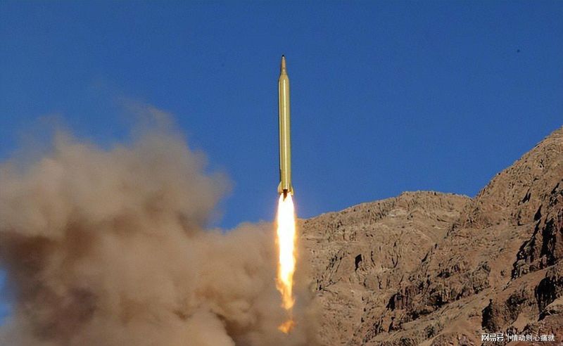  那个夜晚在天上飞的人，改变了中东的一切 新闻