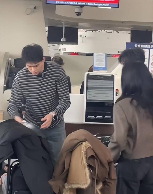  【深度拆解】从伊能静代言翻车事件，看明星带货背后的责任链条与监管盲区 娱乐新闻