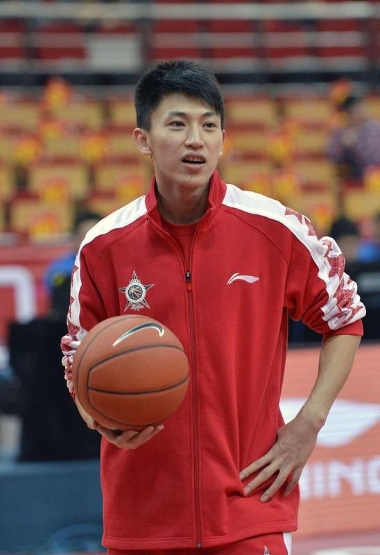  CBA二十年控卫进化论：从广东五冠到宁波转型，刘晓宇的技术迭代与职业智慧 体育新闻